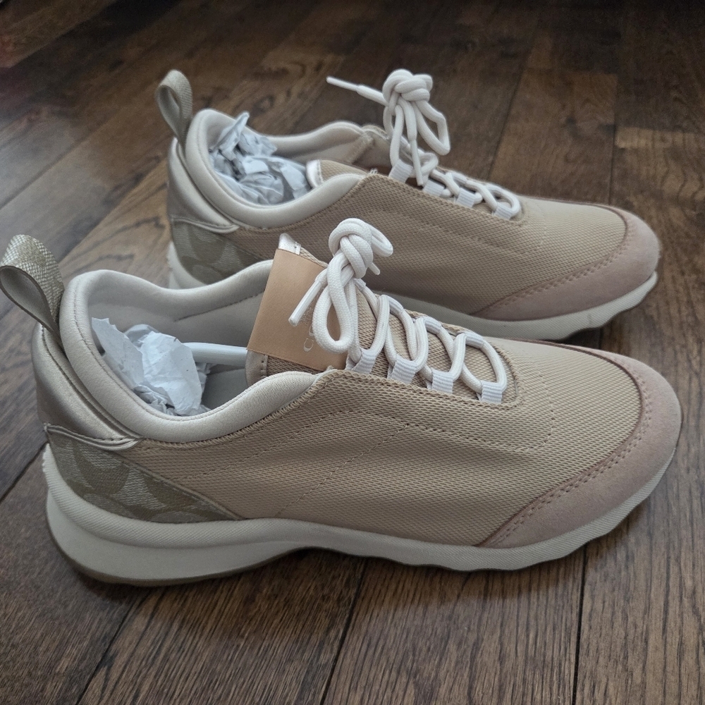 Coach C147 Runner Sneakers In Beechwood Size 6.5